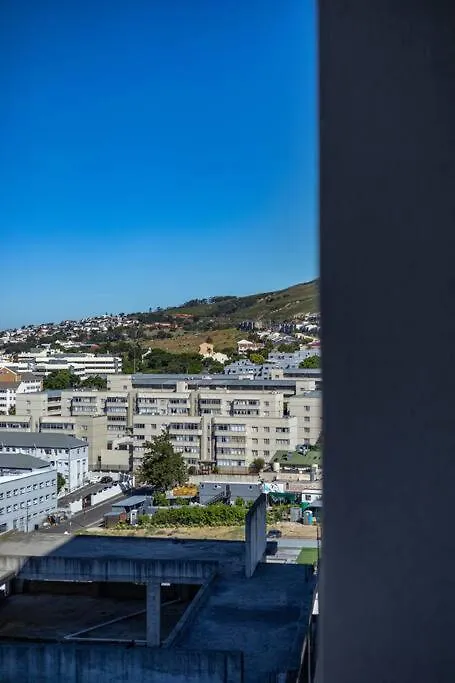 City 1 Bed Apartment Pool & Wifi Cape Town